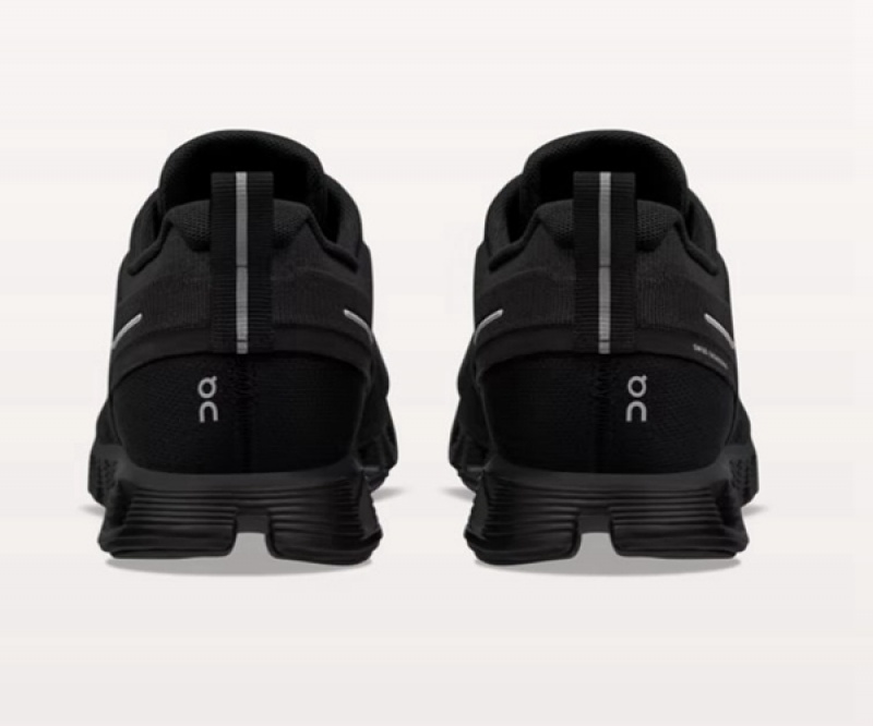 Women's On Cloud 5 Waterproof Sneakers Black | 0971853-YT